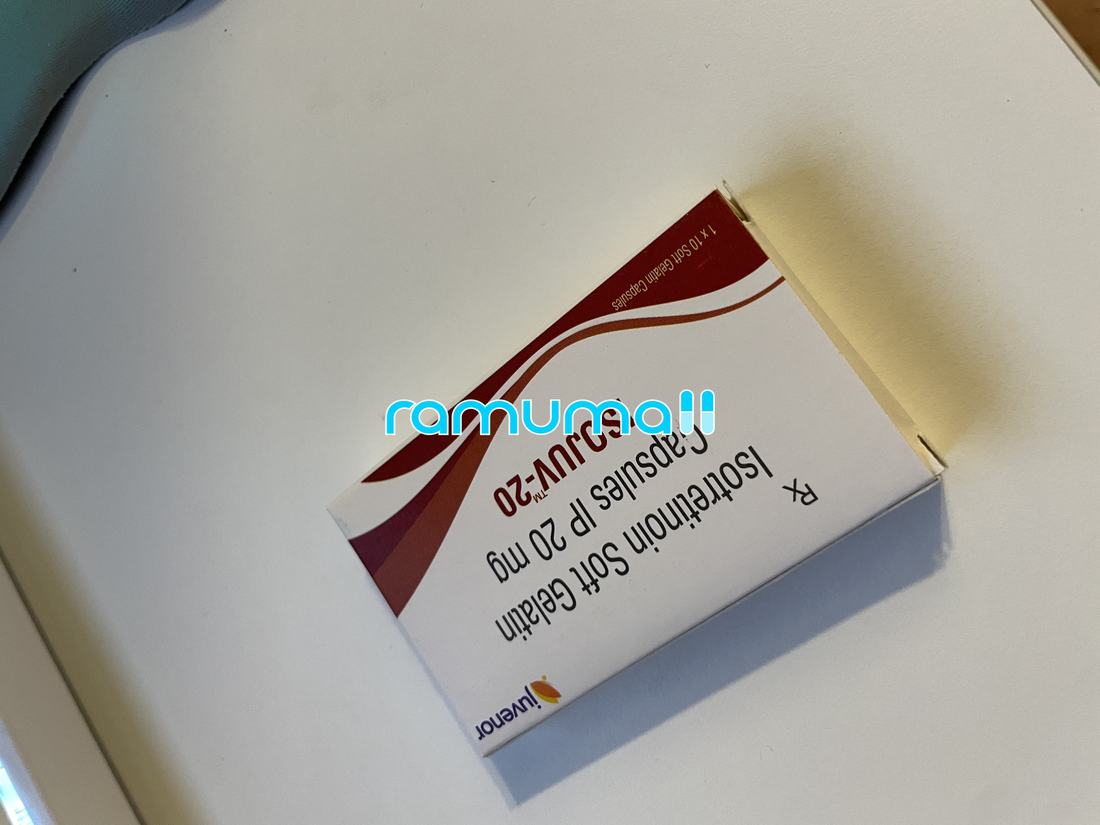 로아큐탄 아이소주브20mg 직구 후기
